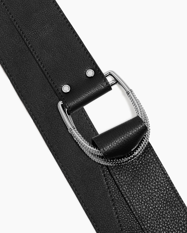 Wrap Me Leather Belt in Black, buckle detail