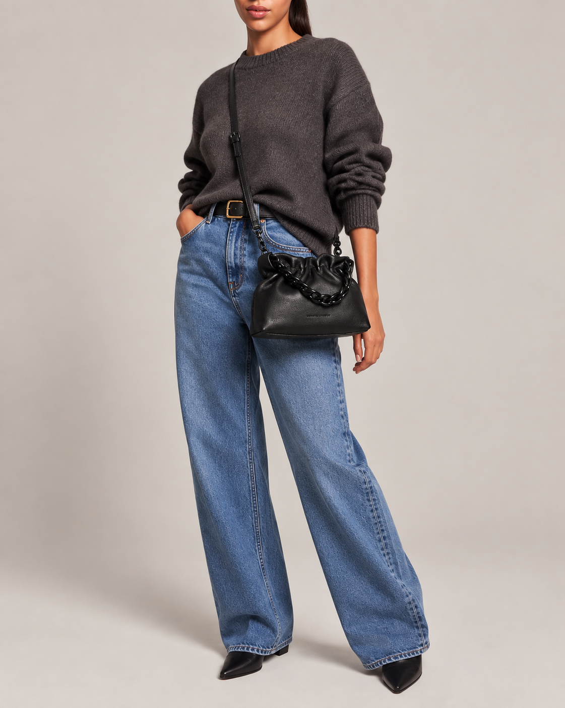 Chain Handheld Crossbody
