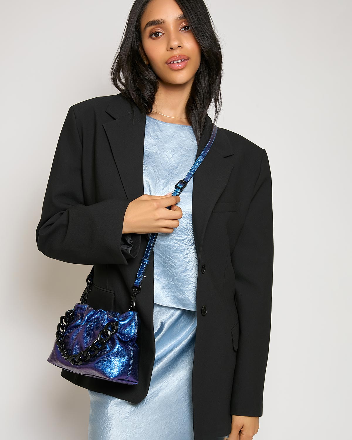 Chain Handheld Crossbody