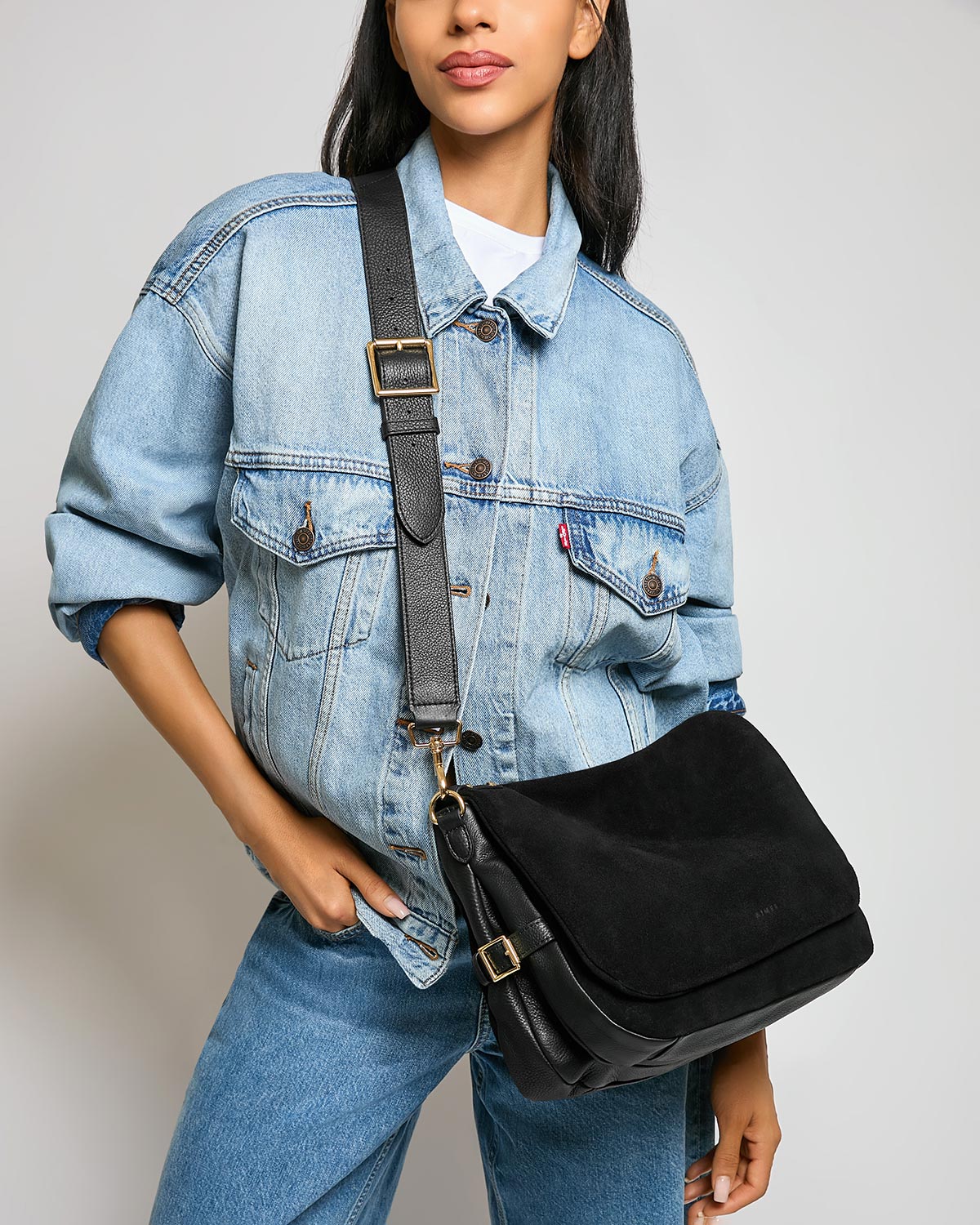 Black Gramercy Messenger Designer Leather Handbag For Women