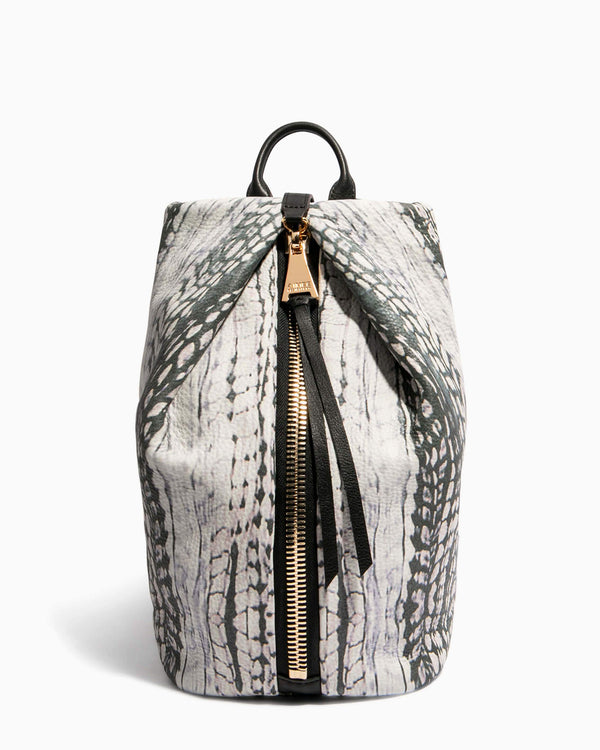 Tamitha Backpack Feather Print - front