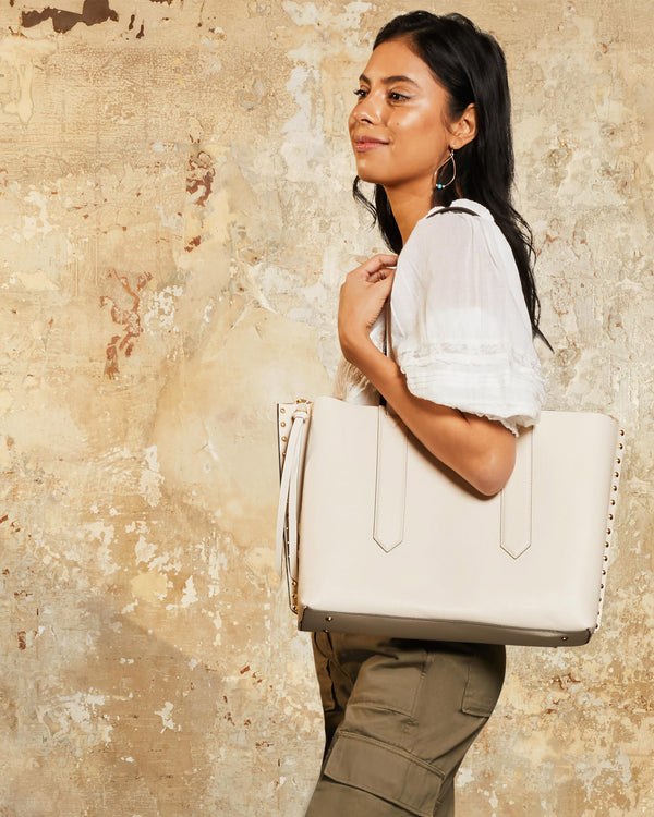 Busy Bee Tech Tote