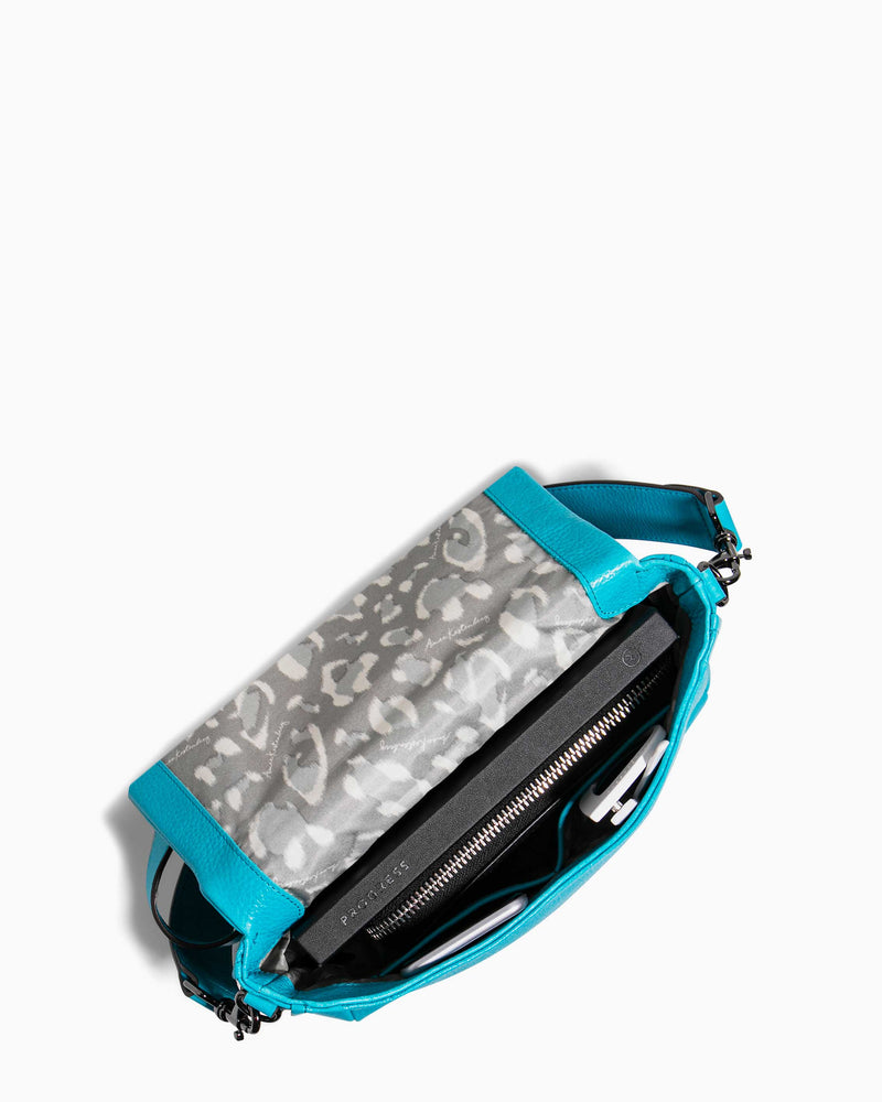 Banter Crossbody Blue Bird - interior functionality