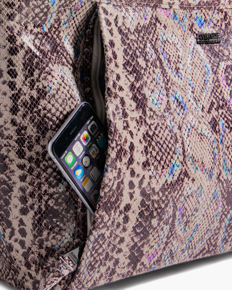 Care Free Tote Mystic Snake - detail
