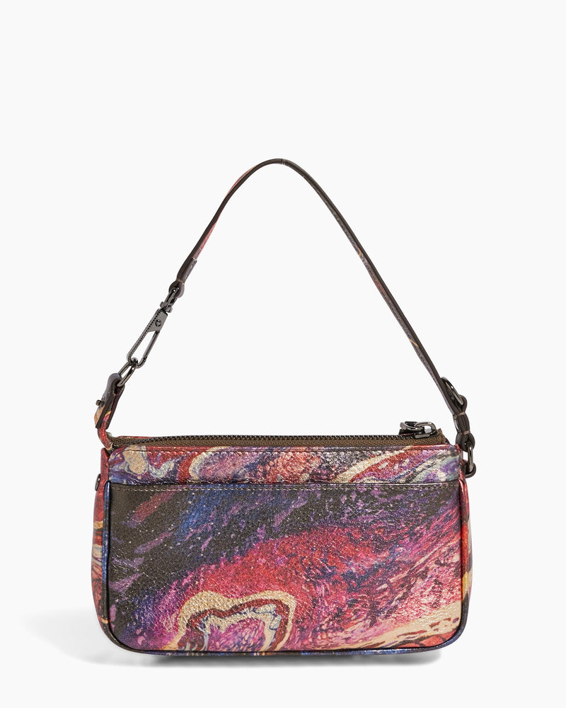 Fiery Pouchette